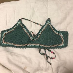 Target woven bikini top